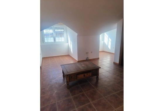 Herverkoop - Stadswoning -
Torre Pacheco - Balsicas