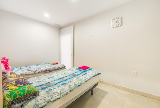 Sale - Apartment Flat -
Torrevieja - Estacion de autobuses