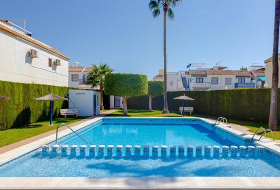 Resale - Wohnung / Appartement -
Torrevieja - La Siesta - El Salado - Torreta