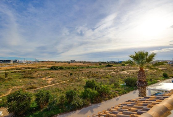 Resale - Wohnung / Appartement -
Torrevieja - La Siesta - El Salado - Torreta
