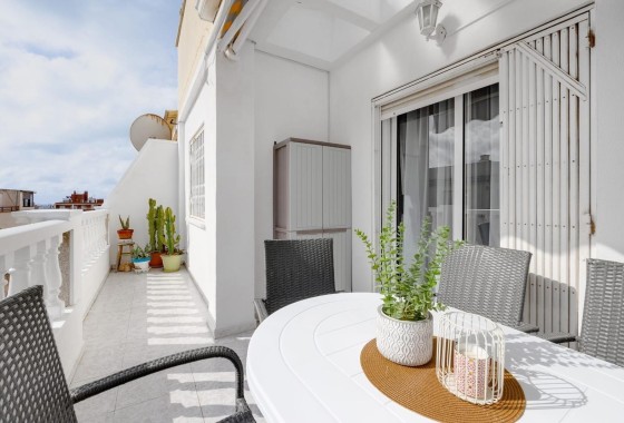 Sprzedaż - Apartament / Mieszkanie -
Torrevieja - Estacion de autobuses