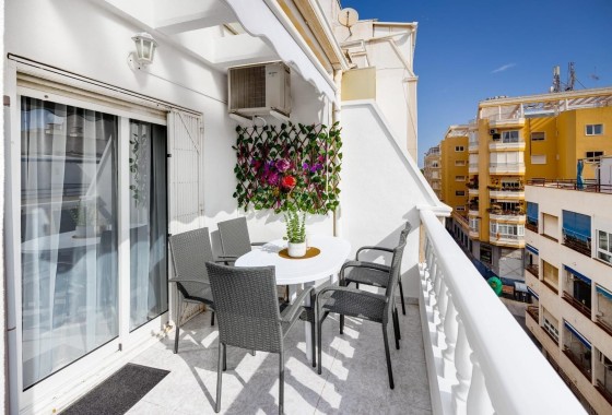 Sprzedaż - Apartament / Mieszkanie -
Torrevieja - Estacion de autobuses
