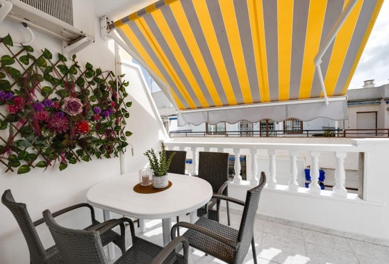 Sprzedaż - Apartament / Mieszkanie -
Torrevieja - Estacion de autobuses