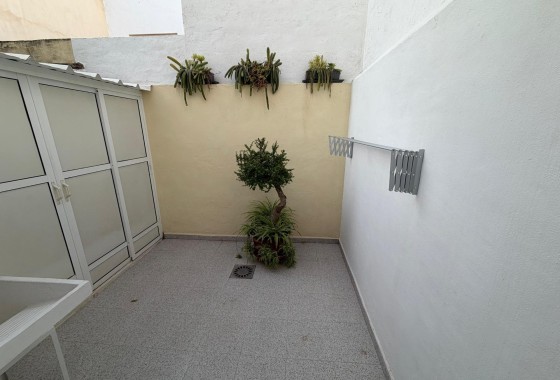 Herverkoop - Appartement / Flat -
Lo Pagan - La Puntica