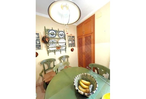 Sprzedaż - Apartament / Mieszkanie -
Torrevieja - Estacion de autobuses
