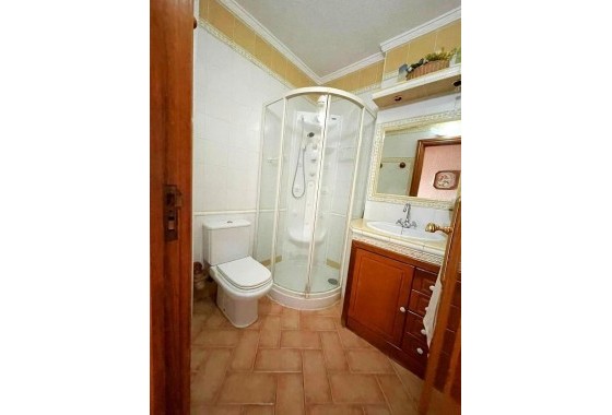 Sprzedaż - Apartament / Mieszkanie -
Torrevieja - Estacion de autobuses