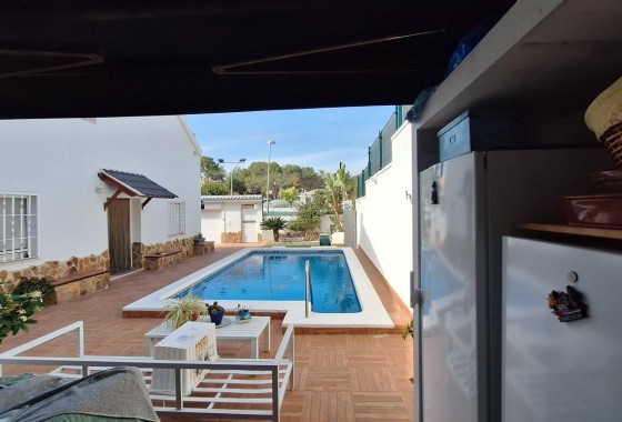 Sprzedaż - Willa wolnostojąca -
Torrevieja - Los Balcones