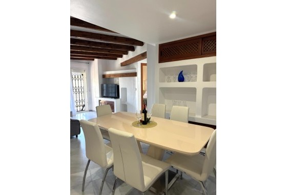 Herverkoop - Appartement / Flat -
Torrevieja - Los Frutales