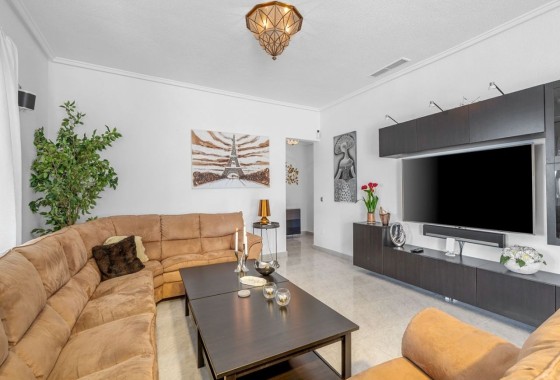 Herverkoop - Vrijstaande Villa -
Rojales - La Marquesa