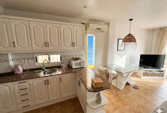 Herverkoop - Halfvrijstaande villa -
Benijofar - Benimar 1