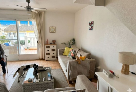 Herverkoop - Halfvrijstaande villa -
Benijofar - Benimar 1