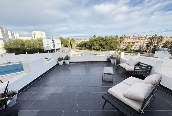 Venta - Chalet Independiente -
Orihuela Costa - Las Filipinas