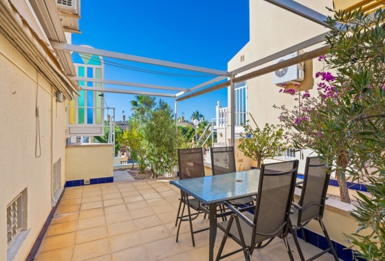 Herverkoop - Halfvrijstaande villa -
Benijofar - Benimar 1