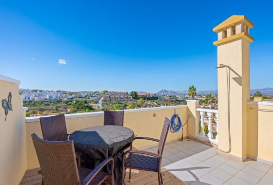 Herverkoop - Halfvrijstaande villa -
Benijofar - Benimar 1