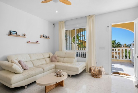 Herverkoop - Halfvrijstaande villa -
Benijofar - Benimar 1