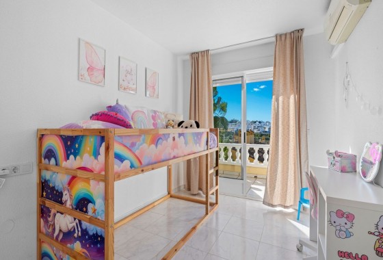 Herverkoop - Halfvrijstaande villa -
Benijofar - Benimar 1