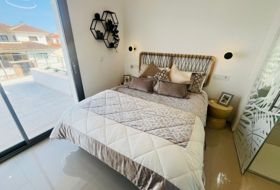 Herverkoop - Vrijstaande Villa -
Los Alcazares - Costa Calida
