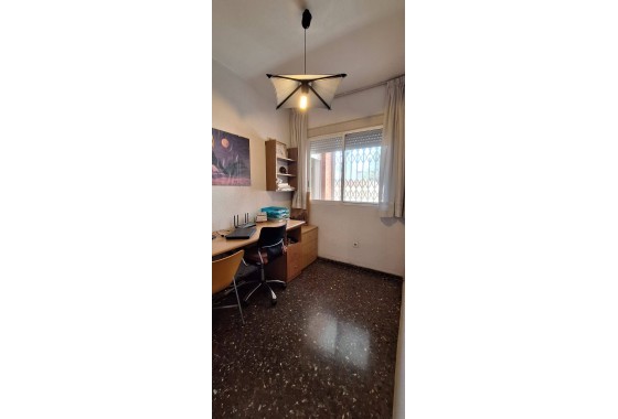 Resale - Wohnung / Appartement -
Murcia - San Benito-patiño