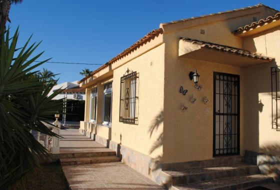 Herverkoop - Perceel / Grond -
Orihuela Costa - Cabo Roig