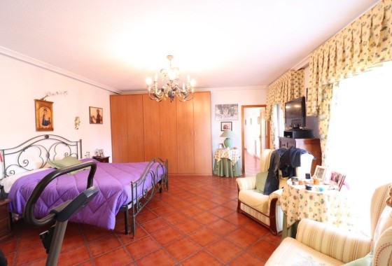 Sale - Villa -
Torrevieja - El chaparral