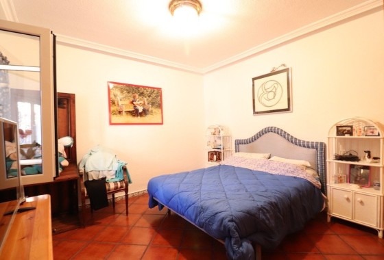 Sale - Villa -
Torrevieja - El chaparral