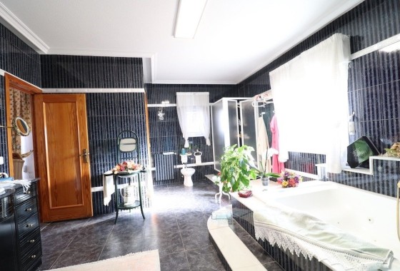 Sale - Villa -
Torrevieja - El chaparral