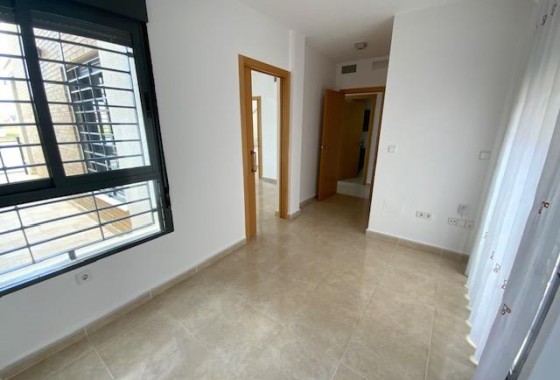 Venta - Chalet Independiente -
Roldan - Inland
