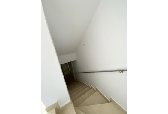 Venta - Chalet Independiente -
Roldan - Inland