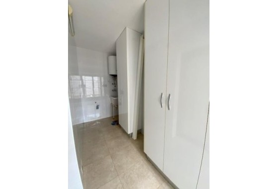 Venta - Chalet Independiente -
Roldan - Inland