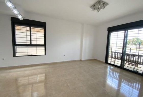 Venta - Chalet Independiente -
Roldan - Inland