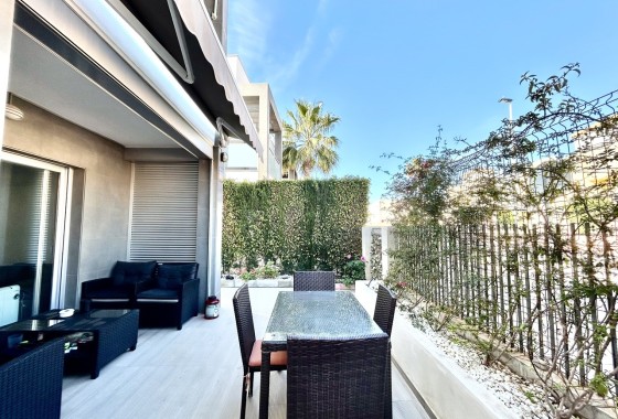 Herverkoop - Appartement / Flat -
Punta Prima - Costa Blanca