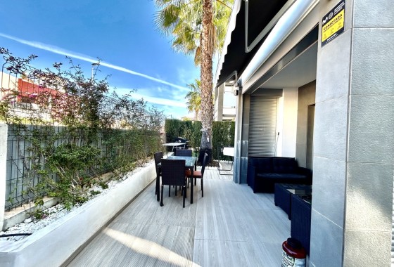 Herverkoop - Appartement / Flat -
Punta Prima - Costa Blanca