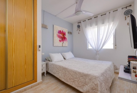 Venta - Apartamento / Piso -
Torrevieja - Estacion de autobuses