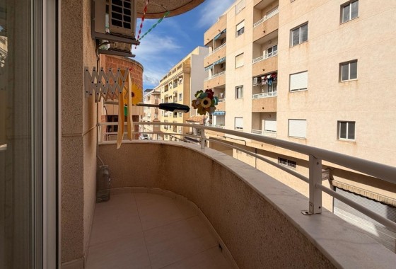 Venta - Apartamento / Piso -
Torrevieja - Center