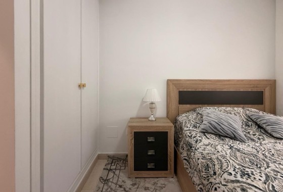 Venta - Apartamento / Piso -
Torrevieja - Center