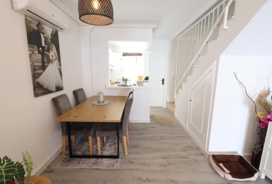 Herverkoop - Stadswoning -
Pilar de la Horadada - Torre de la Horadada