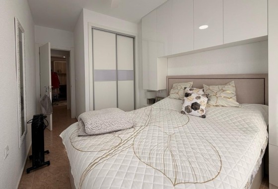 Venta - Apartamento / Piso -
Torrevieja - Nueva Torrevieja