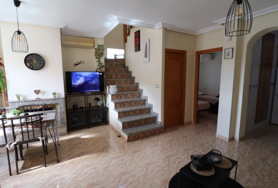 Herverkoop - Vrijstaande Villa -
Villamartín - Costa Blanca