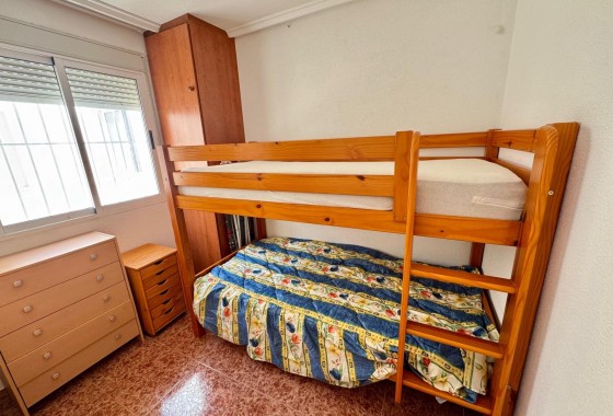 Resale - Wohnung / Appartement -
Torrevieja - Center