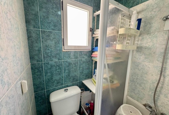 Resale - Wohnung / Appartement -
Torrevieja - Center