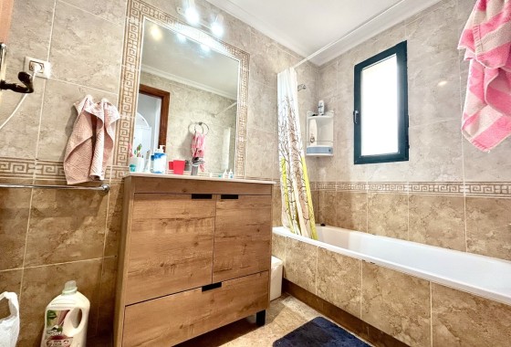 Sprzedaż - Apartament / Mieszkanie -
Cabo Roig - Costa Blanca