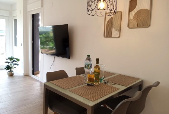 Resale - Wohnung / Appartement -
Torrevieja - Punta Prima
