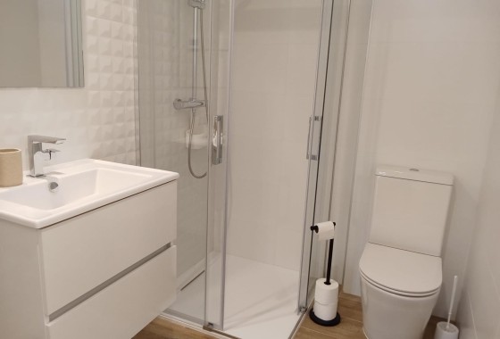 Resale - Wohnung / Appartement -
Torrevieja - Punta Prima