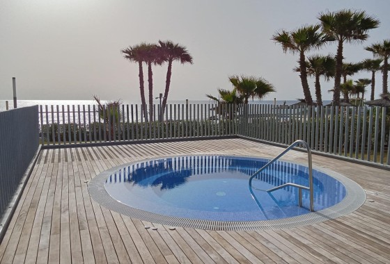 Resale - Wohnung / Appartement -
Torrevieja - Punta Prima