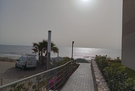 Resale - Wohnung / Appartement -
Torrevieja - Punta Prima