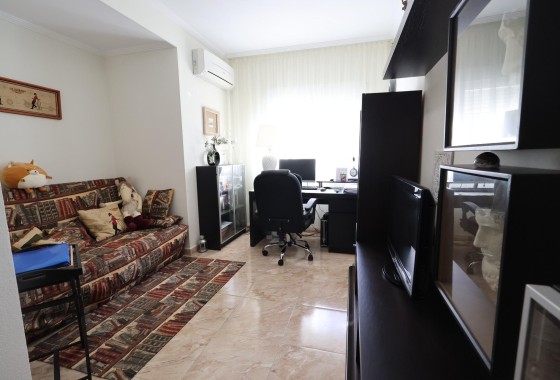 Herverkoop - Villa -
Torrevieja - Los Balcones