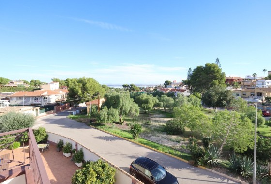 Herverkoop - Villa -
Torrevieja - Los Balcones