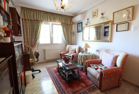 Herverkoop - Villa -
Orihuela Costa - Villamartín-Las Filipinas