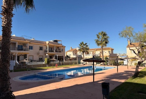 Sprzedaż - Apartament / Mieszkanie -
Orihuela Costa - Las Filipinas