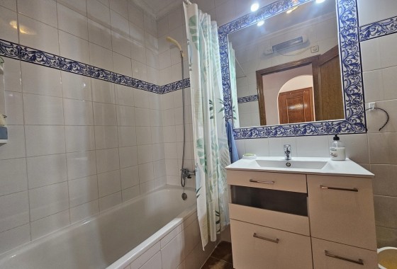 Venta - Apartamento / Piso -
La Zenia - Costa Blanca